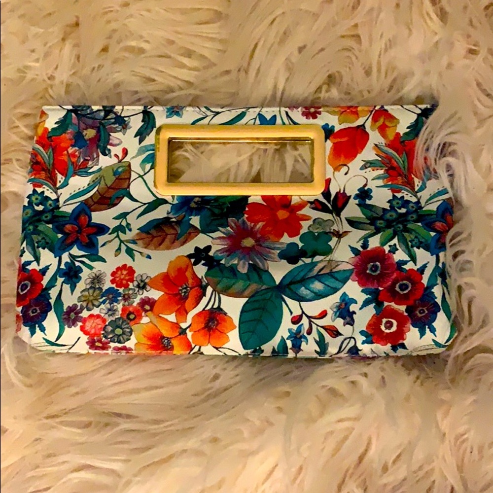 Floral Clutch